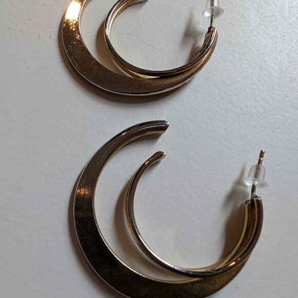 3 pairs of fashion jewelry - Picture 7 of 9